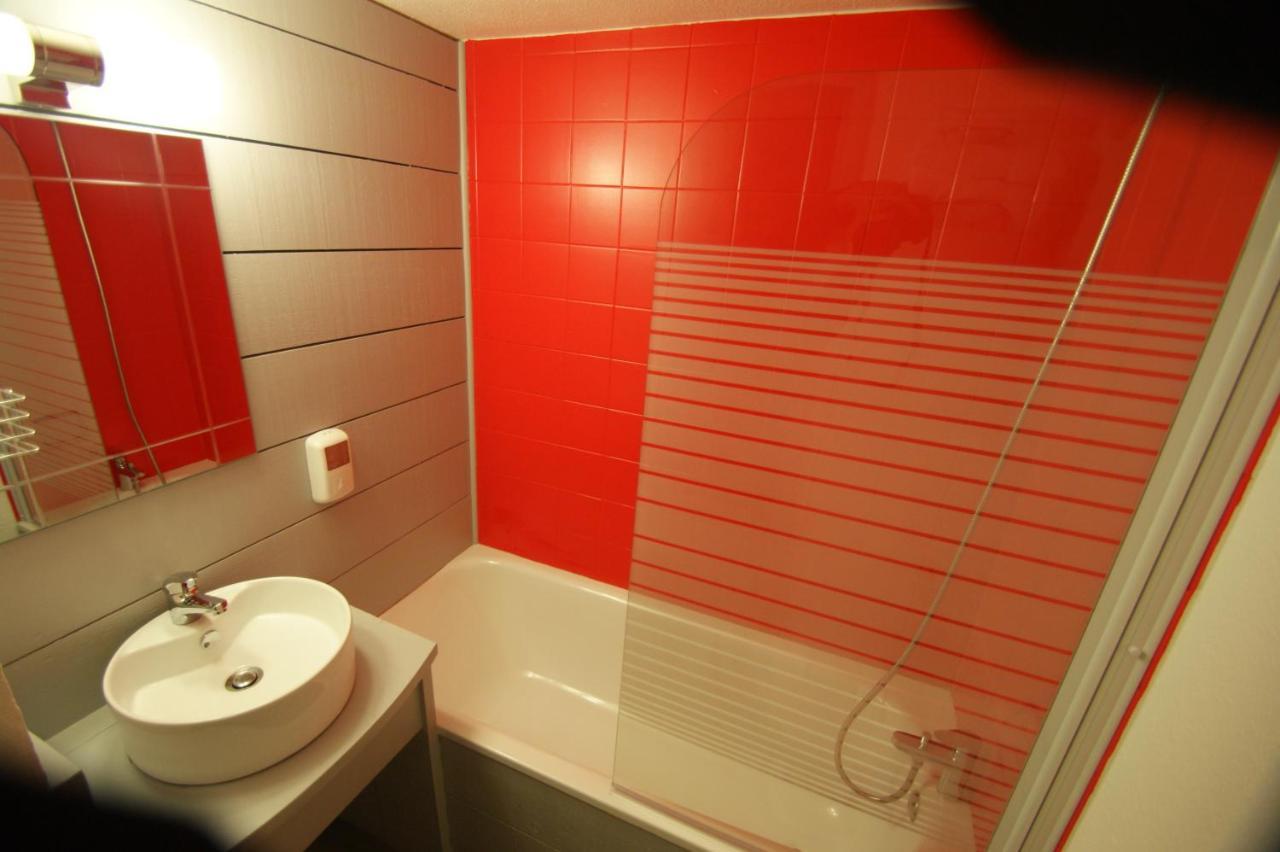 Kyriad Lyon Est - Saint Quentin Fallavier Habitación foto